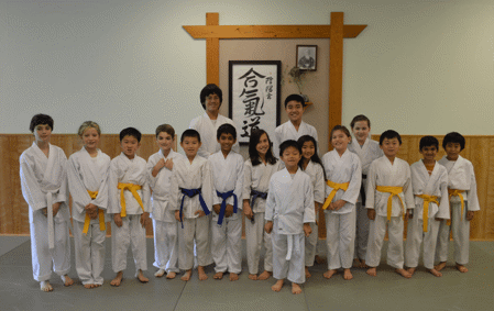 Aikido for kids ages 7–9 in Fremont practicing beginner martial arts techniques at Tri City Aikido.